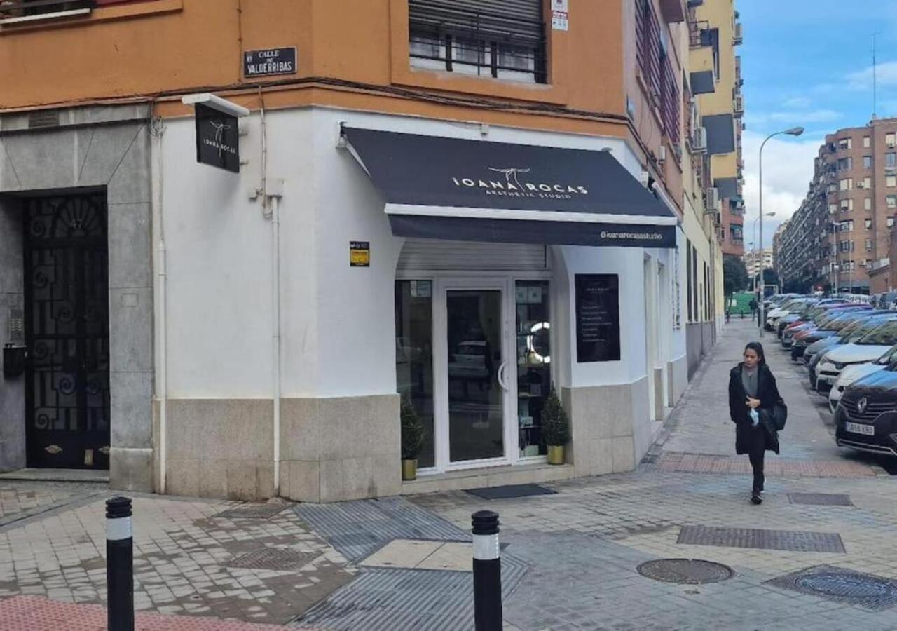 Nuevo 5 Personas Super Centrico Retiro Lujo Lägenhet Madrid Exteriör bild
